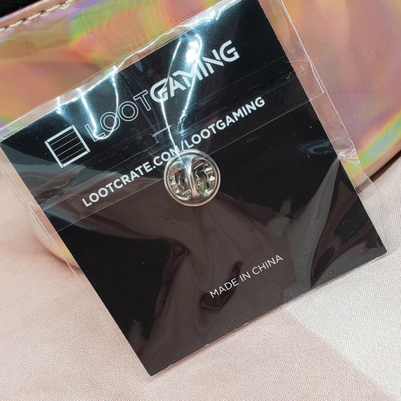 Loot Gaming by Loot Crate - Future Tech (March 2017) Box Collectible Pin - Picture 4 of 5
